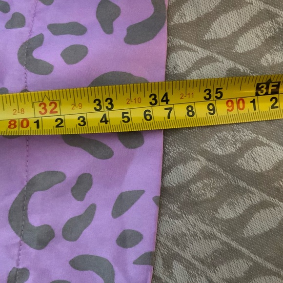 La SENZA Satin Robe in Lavender Leopard Print - Picture 6 of 7